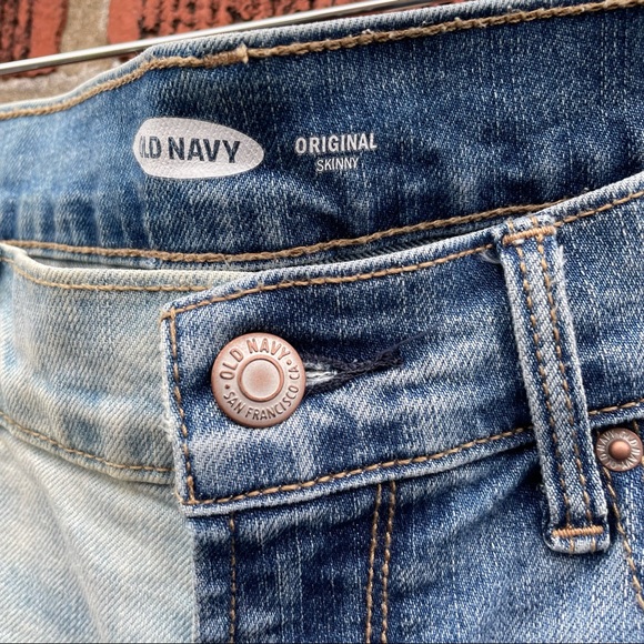 Old Navy Two-Tone Skinny Jeans - Blue and Cream - Picture 5 of 8